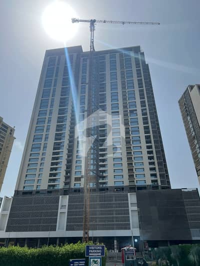 Emaar- The Views Tower 3-Bedrooms Luxury Apartment For Sale Chance Deal