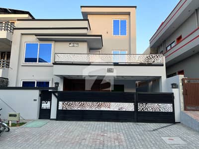 14 Marla Prime location House for sale 14 Marla Prime location House for sale