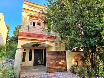 Investor Price 5 Marla House For Sale