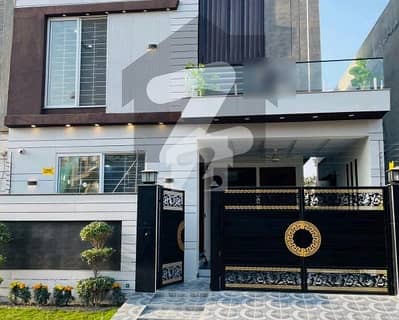 سینٹرل پارک - بلاک بی بی سینٹرل پارک ہاؤسنگ سکیم,لاہور میں 3 کمروں کا 5 مرلہ مکان 2.2 کروڑ میں برائے فروخت۔ سینٹرل پارک - بلاک بی بی سینٹرل پارک ہاؤسنگ سکیم,لاہور میں 3 کمروں کا 5 مرلہ مکان 2.2 کروڑ میں برائے فروخت۔