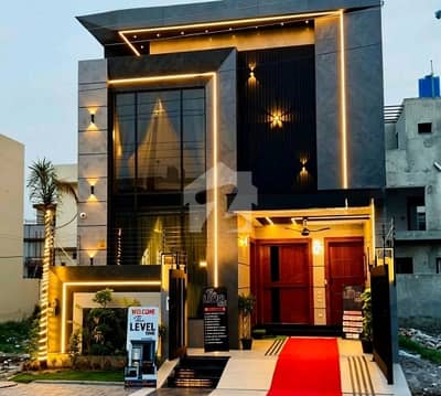 سینٹرل پارک ۔ بلاک اے1 سینٹرل پارک ہاؤسنگ سکیم,لاہور میں 3 کمروں کا 5 مرلہ مکان 2.65 کروڑ میں برائے فروخت۔ سینٹرل پارک ۔ بلاک اے1 سینٹرل پارک ہاؤسنگ سکیم,لاہور میں 3 کمروں کا 5 مرلہ مکان 2.65 کروڑ میں برائے فروخت۔