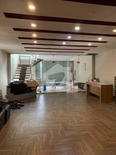 360 Square Feet Spacious Office Is Available In Kohinoor City For rent