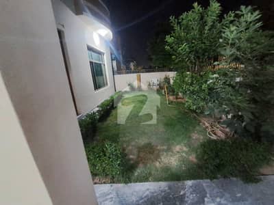 ائیرپورٹ ہاؤسنگ سوسائٹی راولپنڈی میں 8 کمروں کا 1 کنال مکان 6.25 کروڑ میں برائے فروخت۔ ائیرپورٹ ہاؤسنگ سوسائٹی راولپنڈی میں 8 کمروں کا 1 کنال مکان 6.25 کروڑ میں برائے فروخت۔