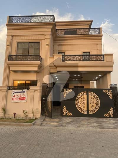 ڈائمنڈ سٹی غالب روڈ,سیالکوٹ میں 3 کمروں کا 6 مرلہ مکان 2.6 کروڑ میں برائے فروخت۔