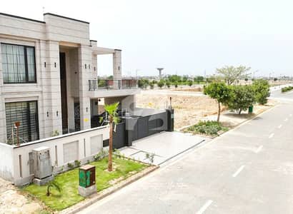 1 KANAL RES PLOT ON IDEAL LOCATION NEAREST TO PARK IN LDA APPROVED AREA AVAILABLE FOR SALE IN NLC