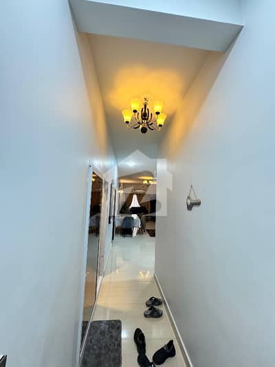 Prime Location Flat Available For sale In Tariq Road