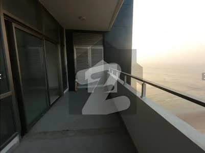 عمار ریف ٹاورز امارکریسنٹ بے,ڈی ایچ اے فیز 8,ڈی ایچ اے ڈیفینس,کراچی میں 3 کمروں کا 11 مرلہ فلیٹ 3.7 لاکھ میں کرایہ پر دستیاب ہے۔