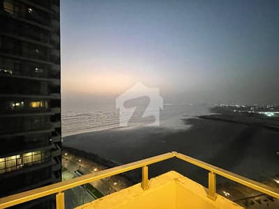 عمار ریف ٹاورز امارکریسنٹ بے,ڈی ایچ اے فیز 8,ڈی ایچ اے ڈیفینس,کراچی میں 4 کمروں کا 12 مرلہ فلیٹ 4.3 لاکھ میں کرایہ پر دستیاب ہے۔