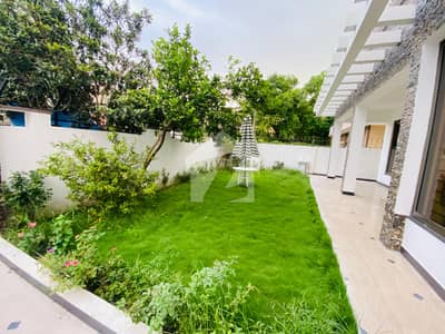 ایف ۔ 8 اسلام آباد میں 5 کمروں کا 1 کنال مکان 24.0 کروڑ میں برائے فروخت۔