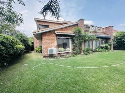 F-7 House For Sale ! 666 Sq Yard ! CDA Transfer F-7 House For Sale ! 666 Sq Yard ! CDA Transfer