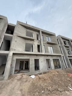 5 Marla Signature Town Houses For Sale in Etihad Town Phase 1 On Main Raiwind Road Lahore on 3 Years Payment Plan 5 Marla Signature Town Houses For Sale in Etihad Town Phase 1 On Main Raiwind Road Lahore on 3 Years Payment Plan