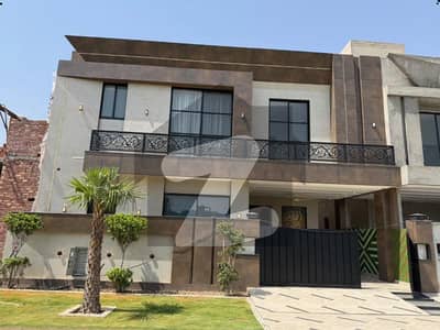 ELEGANT AND FULLY MAINTAINED SUPER HOT LOCATED BUNGALOW IS AVAILABLE IN BANKERS AVENUE BLOCK H, LAHORE. ELEGANT AND FULLY MAINTAINED SUPER HOT LOCATED BUNGALOW IS AVAILABLE IN BANKERS AVENUE BLOCK H, LAHORE.