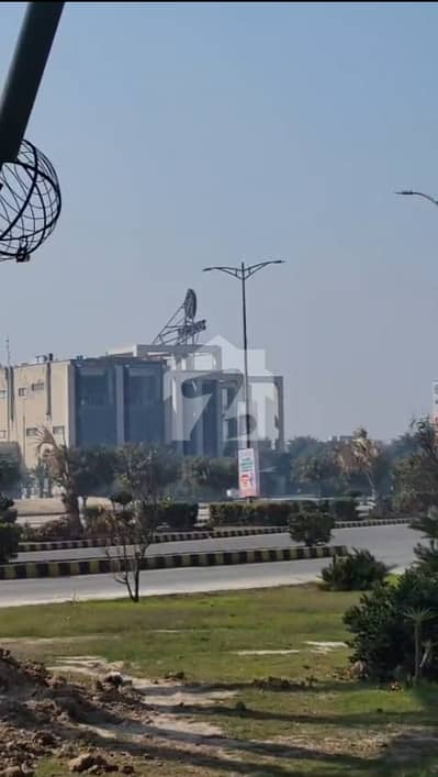 نیو لاہور سٹی ۔ فیز 3 نیو لاهور سٹی,لاہور میں 3 مرلہ رہائشی پلاٹ 28.0 لاکھ میں برائے فروخت۔ نیو لاہور سٹی ۔ فیز 3 نیو لاهور سٹی,لاہور میں 3 مرلہ رہائشی پلاٹ 28.0 لاکھ میں برائے فروخت۔