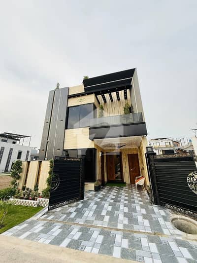 On Excellent Location 5 Marla House In Park View City Of Lahore Is Available For sale
