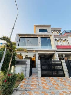 Buying A Corner House In Lahore? Buying A Corner House In Lahore?