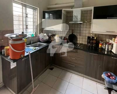 5 Marla House For Sale In Divine Garden New Air Port Road Lahore Cantt 3 Bed With Attached Bathroom And Kitchen D/D Tvl Store Price,235 Lac