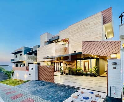 Modern Design House Near To Central Park For Sale Modern Design House Near To Central Park For Sale