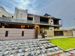 Corner Park Facing House For Sale Near Central Park Corner Park Facing House For Sale Near Central Park