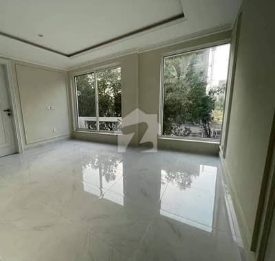 2 Bed Luxury Non Furnished Apartment Available For Rent