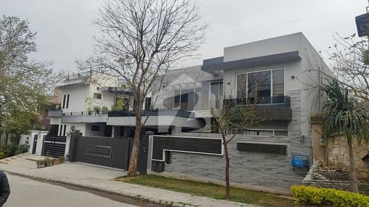 Upper PORTION For RENT