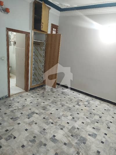 حیات آباد فیز 6 - ایف9 حیات آباد فیز 6,حیات آباد,پشاور میں 3 کمروں کا 7 مرلہ بالائی پورشن 55.0 ہزار میں کرایہ پر دستیاب ہے۔