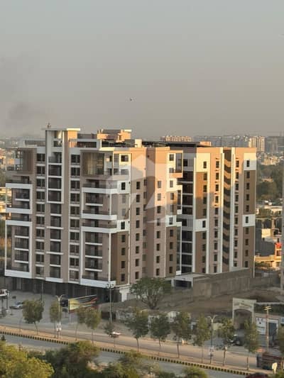 3 Bed dd Corner unit extra terrace brand new
