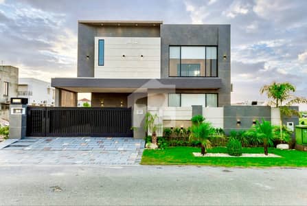 1 KANAL ULTRA MODERN DESIGN HOUSE FOR SALE IN DHA PHASE 7 NEAR RAYA GOLF CLUB