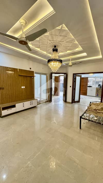 70 Feet Road 7 Marla (30x60) House For Sale In G-13/3 Islamabad