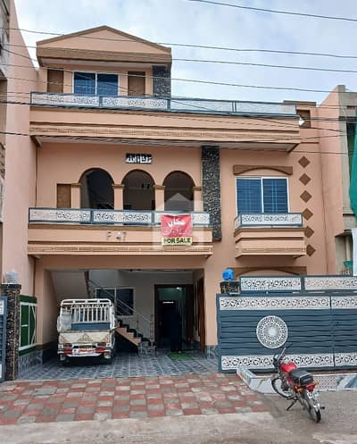 ائیرپورٹ ہاؤسنگ سوسائٹی - سیکٹر 4 ائیرپورٹ ہاؤسنگ سوسائٹی,راولپنڈی میں 6 کمروں کا 8 مرلہ مکان 3.7 کروڑ میں برائے فروخت۔ ائیرپورٹ ہاؤسنگ سوسائٹی - سیکٹر 4 ائیرپورٹ ہاؤسنگ سوسائٹی,راولپنڈی میں 6 کمروں کا 8 مرلہ مکان 3.7 کروڑ میں برائے فروخت۔