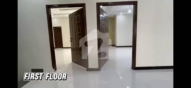 کینال فورٹٰ2 لاہور میں 4 کمروں کا 8 مرلہ مکان 80.0 ہزار میں کرایہ پر دستیاب ہے۔ کینال فورٹٰ2 لاہور میں 4 کمروں کا 8 مرلہ مکان 80.0 ہزار میں کرایہ پر دستیاب ہے۔