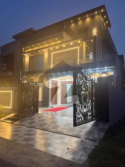 Central Park A Black Most Beautiful And Good Looking House. Near To School Market And Hospital Central Park A Black Most Beautiful And Good Looking House. Near To School Market And Hospital
