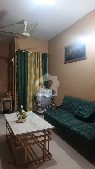 گلستانِِ جوہر ۔ بلاک 2 گلستانِ جوہر,کراچی میں 3 کمروں کا 6 مرلہ فلیٹ 1.35 کروڑ میں برائے فروخت۔