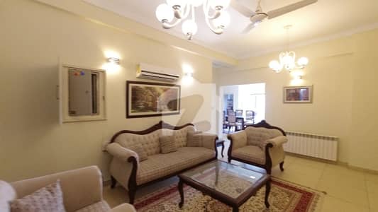 قراقرم ڈپلومیٹک انکلیو اسلام آباد میں 2 کمروں کا 10 مرلہ فلیٹ 10.0 کروڑ میں برائے فروخت۔