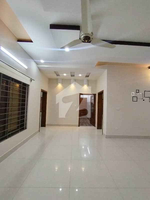 60x100 Upper Portion For Rent G-14/4 islamabad 60x100 Upper Portion For Rent G-14/4 islamabad