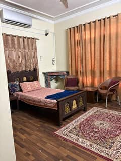 VIP Furnished Room Available In G-11/1 For Job Holder Lady From 1st June