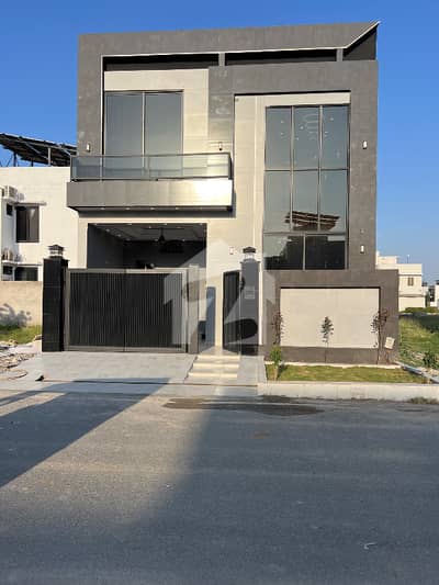 5 Marla Brand New Modern Luxury House For Sale Prime Location 5 Marla Brand New Modern Luxury House For Sale Prime Location