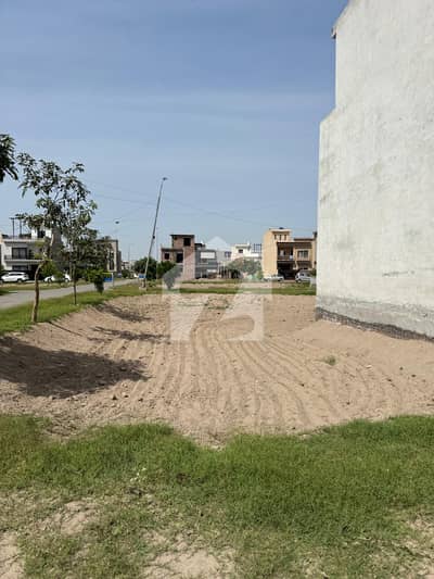 Prime Location 5 Marla Residential Plot In Lahore Is Available For Sale