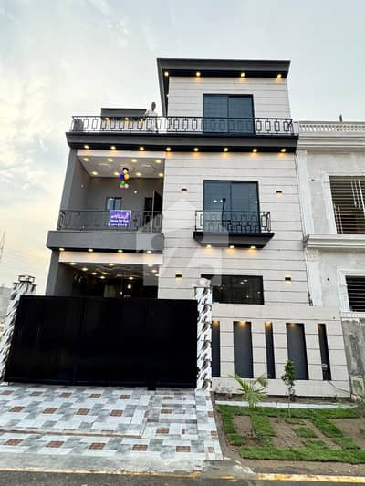 Prime Location 5 Marla House For sale In Park View City - Tulip Overseas Lahore Prime Location 5 Marla House For sale In Park View City - Tulip Overseas Lahore