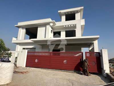 Owners Built Spacious & Beautiful Under-Construction House For Sale 1st Avenue, Sector A DHA Phase 4