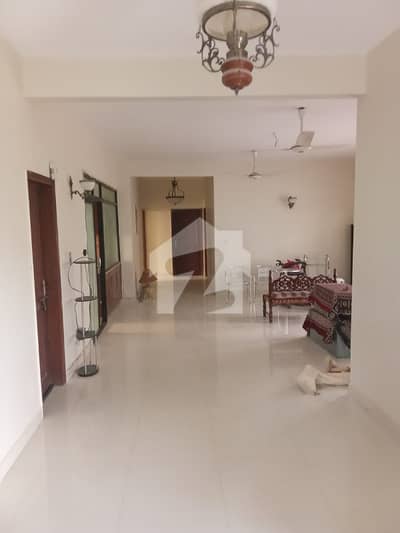 PORTION DEFENCE PHASE 6, FOR RENT