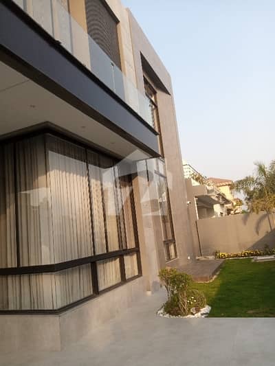 BRAND NEW KANAL MODERN DESIGN HOUSE FOR SALE AT PRIME LOCATION OF PHASE-8 DHA LAHORE BRAND NEW KANAL MODERN DESIGN HOUSE FOR SALE AT PRIME LOCATION OF PHASE-8 DHA LAHORE