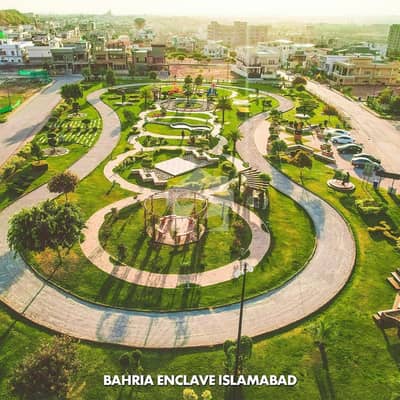 1 Kanal Back Open With Lawn Area Plot For Sale