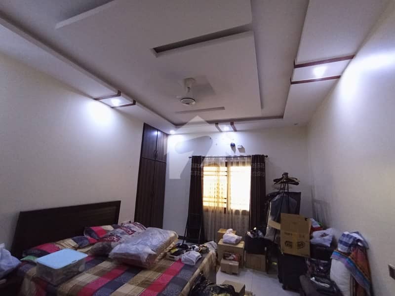 300-Yard Bungalow Ground Portion For Rent 300-Yard Bungalow Ground Portion For Rent