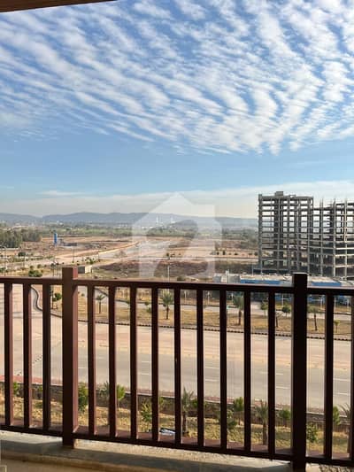 3 Bed Diamond Flat For Rent In Galleria Mall