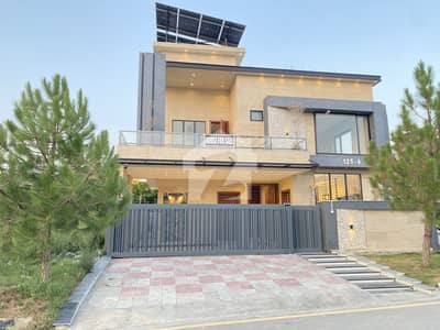 Luxury 2-Side Corner & Double Unit House for Sale