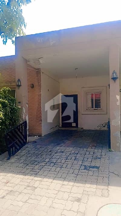 5 MARLA SINGLE STORY HOUSE AVAILABLE FOR SALE PRIME LOCATION OF BAHRIA TOWN LAHORE 5 MARLA SINGLE STORY HOUSE AVAILABLE FOR SALE PRIME LOCATION OF BAHRIA TOWN LAHORE