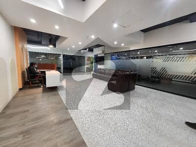 100 To 200 Sitting Furnished Office