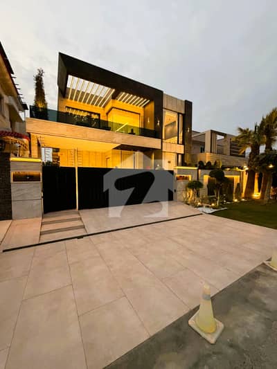 100% Org Add 1 Kanal Furnished Budget House for Sale in Prime Location of DHA Near RAYA