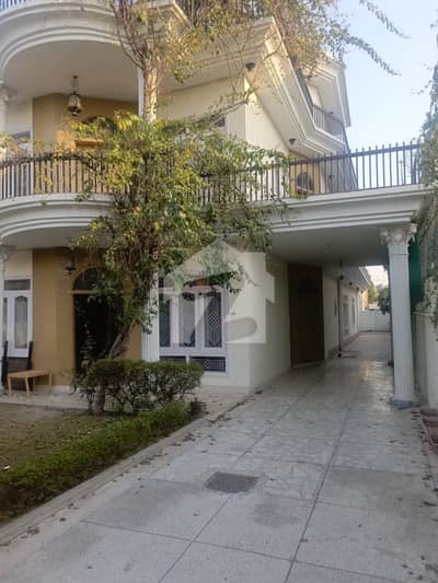 F 11/4 500 Sy House For Rent