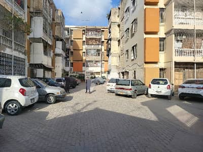 2 Bed DD For Sale In Gulshan Block 11